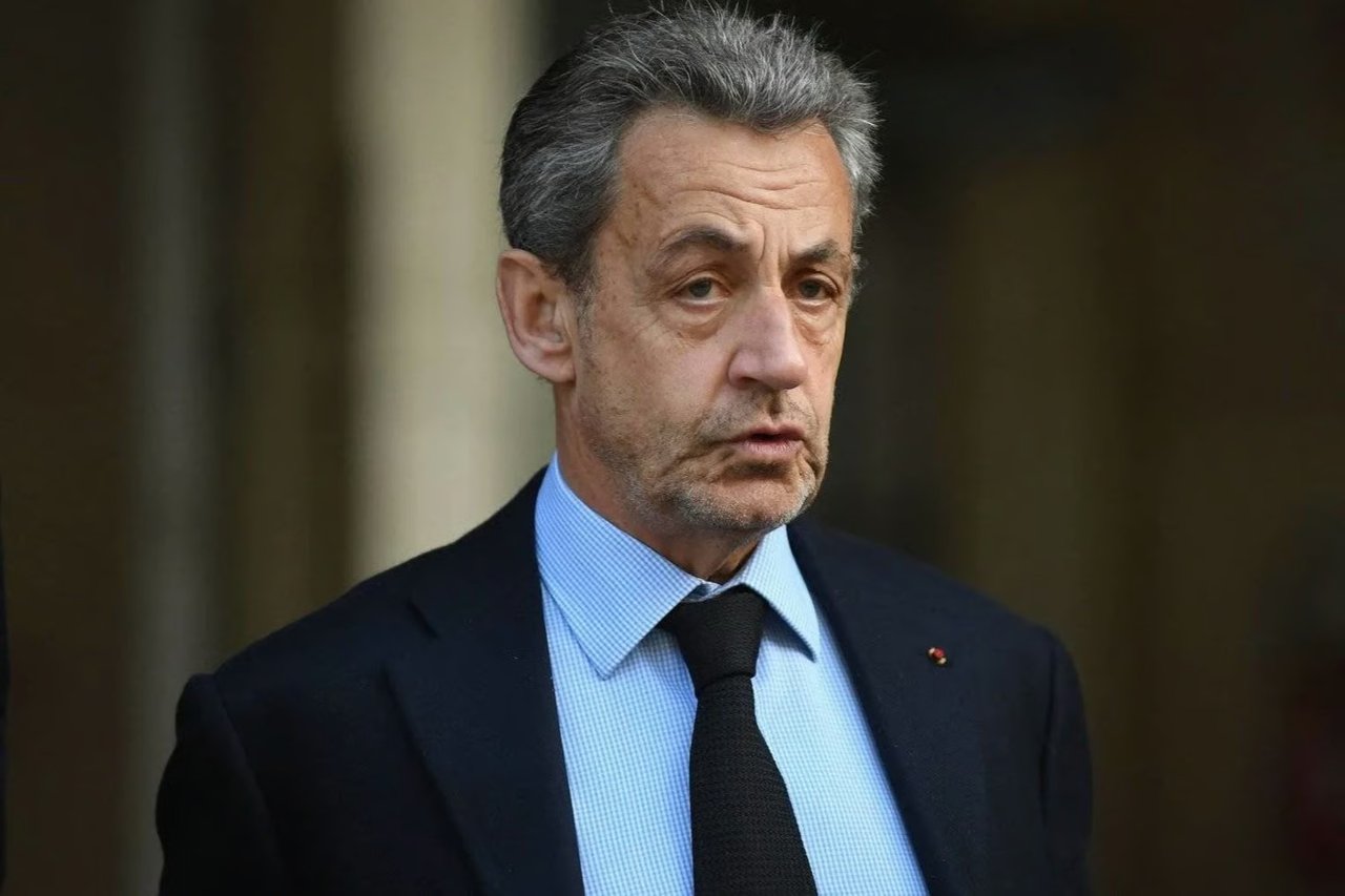 Sarkozy'nin kara para davasında karar günü