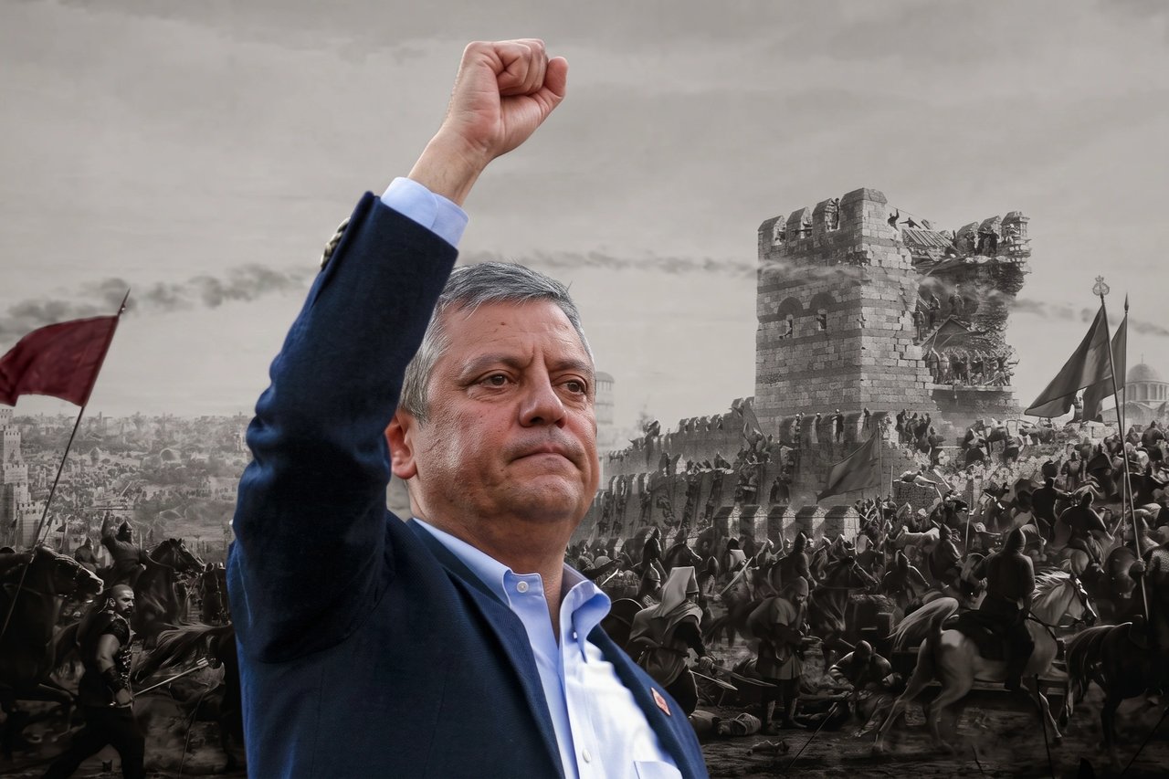 Özgür Özel'den 'tarihi' gaf! 