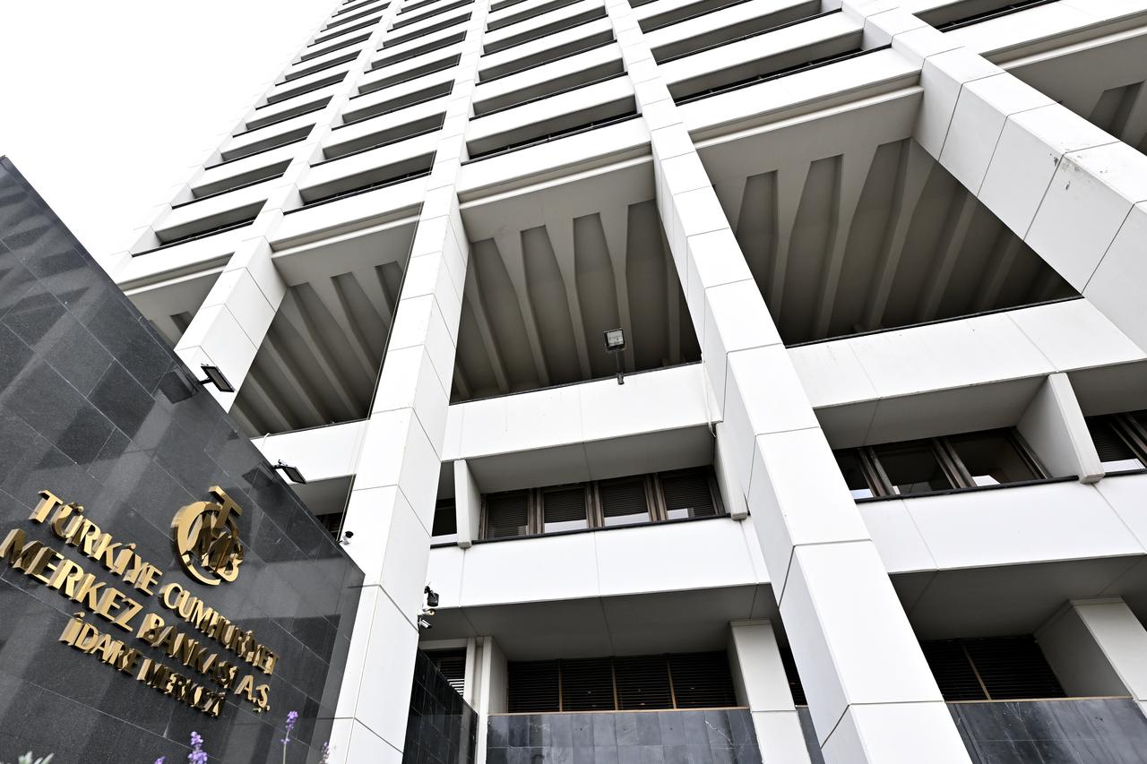 Kredi kartı faizlerinde Eylül tarifesi belli oldu! TCMB oranları değiştirmedi