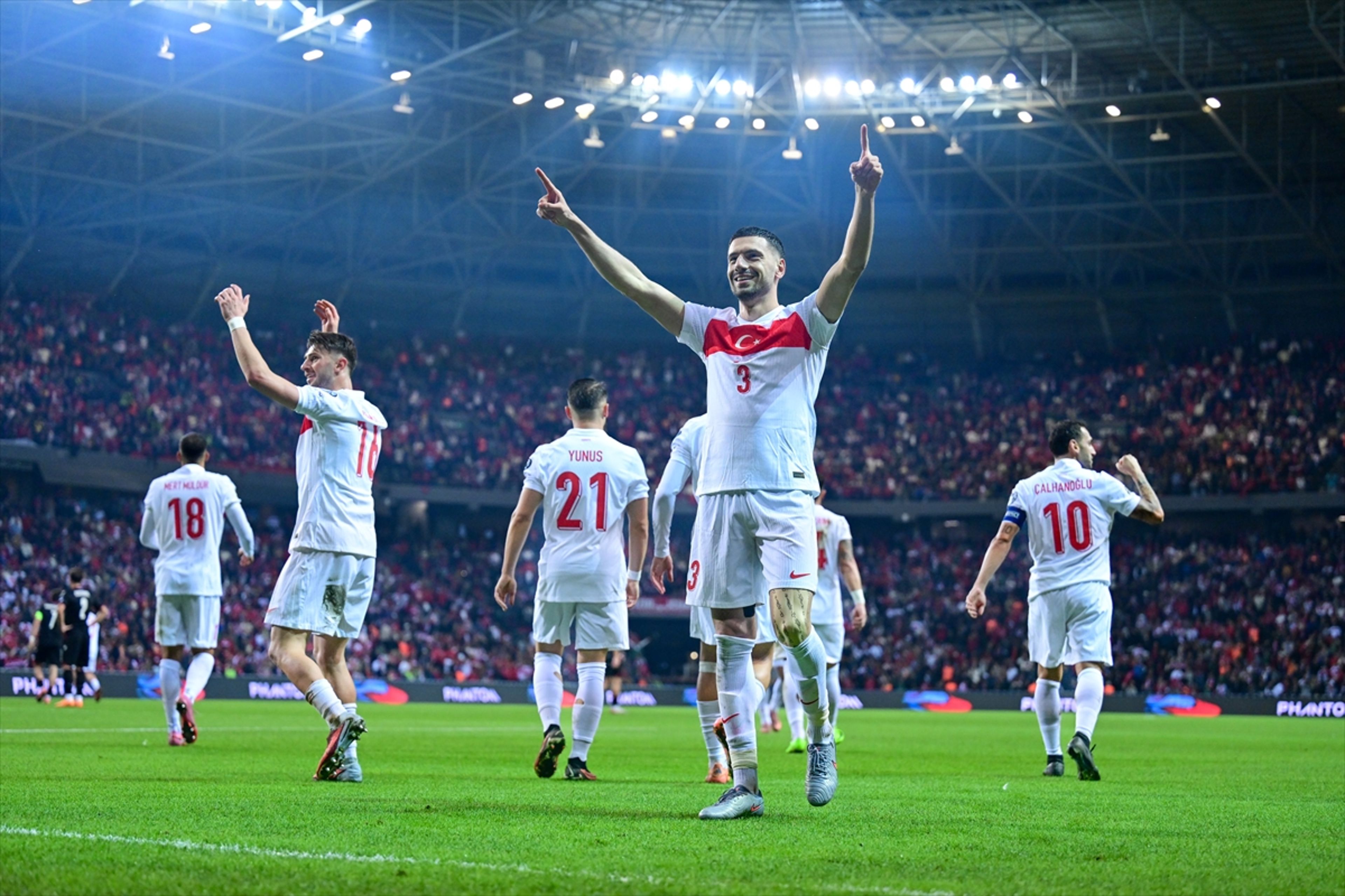Merih Demiral duble yaptı