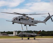F-35B, CH-53K helikopteriyle 500 mil slingle taşındı
