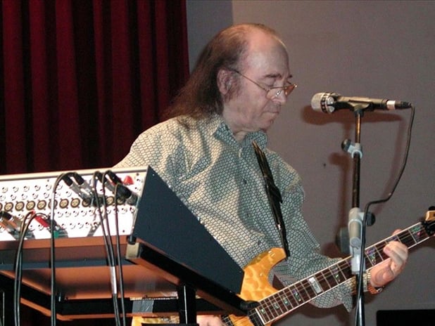 Anadolu rock müziğinin öncüsü Erkin Koray vefatının 2.yılında anılıyor