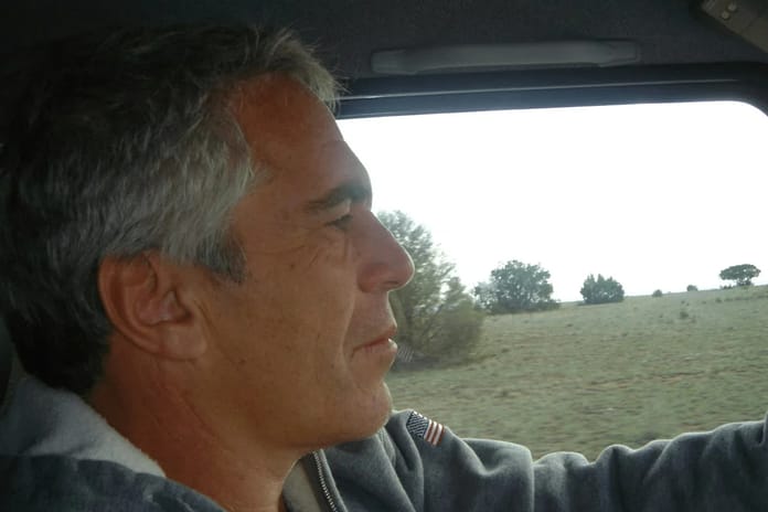 Epstein için skandal iddia: Yüz nakli görüşmesi yaptı