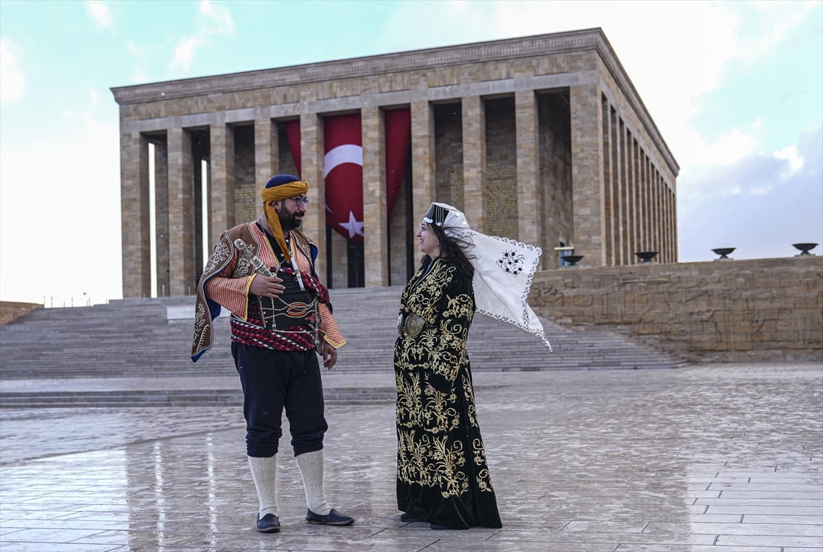 Atatürk’ün Ankara’ya gelişinin 106. yılı Anıtkabir’de anıldı