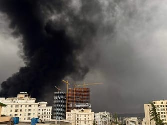 Qatar Intercepts Iranian Missile Amid Explosions in Gulf