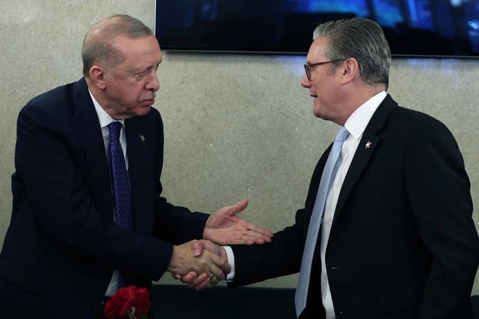 İngiltere, Türkiye ve İskandinav ülkeleriyle yeni gemi anlaşmaları için harekete geçiyor