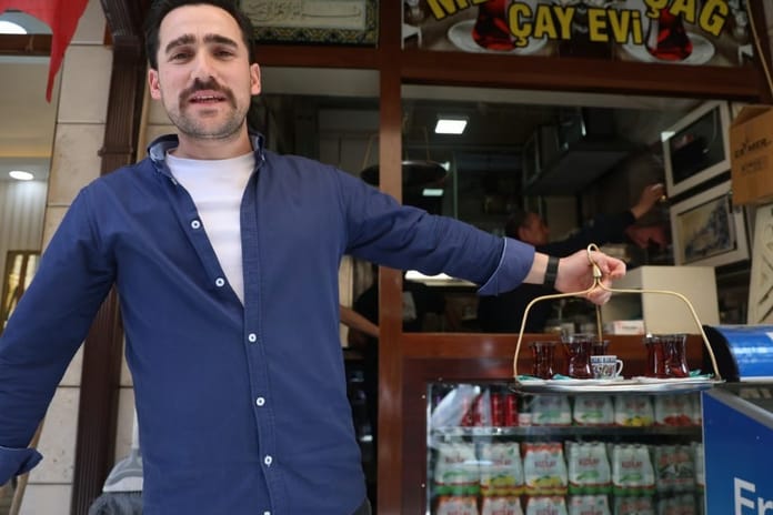 Konyalı çaycı yapay zeka ile siparişlerini katladı