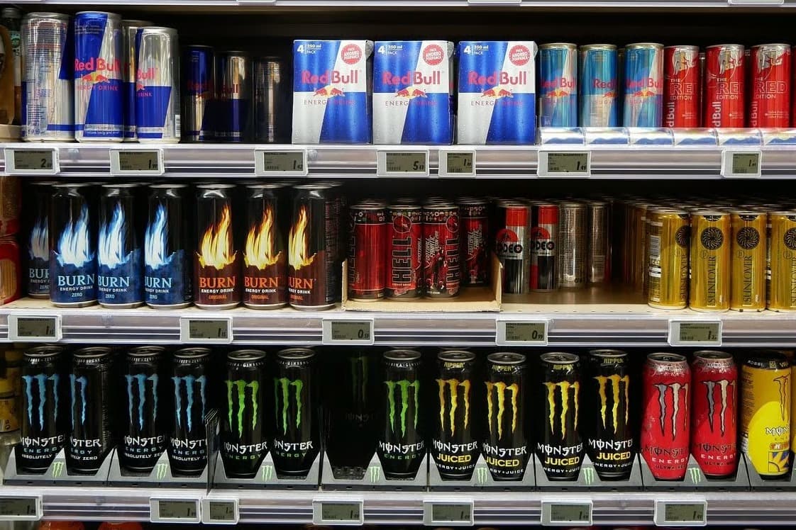İspanya'da enerji içeceklerine 16 yaş sınırı