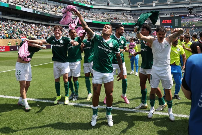 Palmeiras çeyrek finaldeki ilk takım oldu