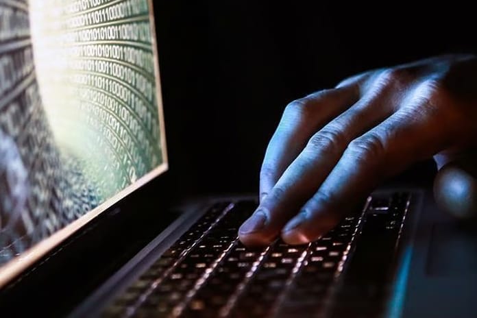 MİT ve Jandarma'dan siber casuslara ortak operasyon: 2 kişi tutuklandı