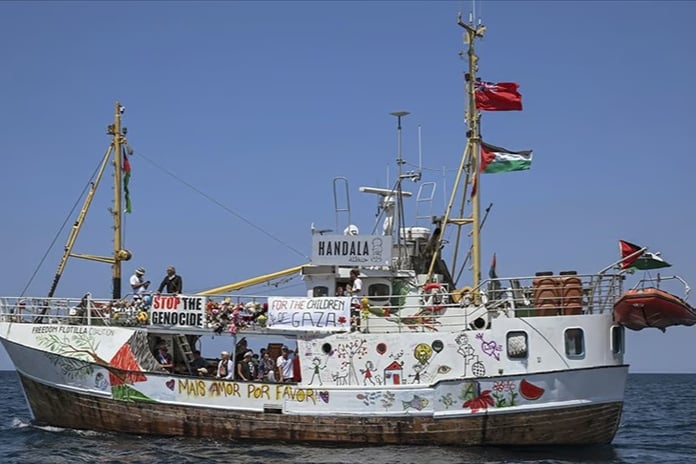 Gazze’ye yardım taşıyan Hanzala gemisiyle iletişim yeniden sağlandı