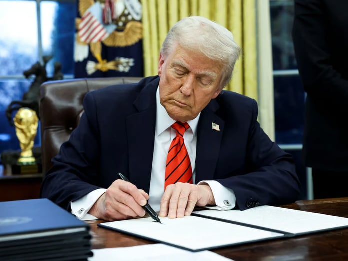 Trump'tan ticari yaptırım: İran ile iş yapan ülkelere yüzde 25 ek vergi geliyor