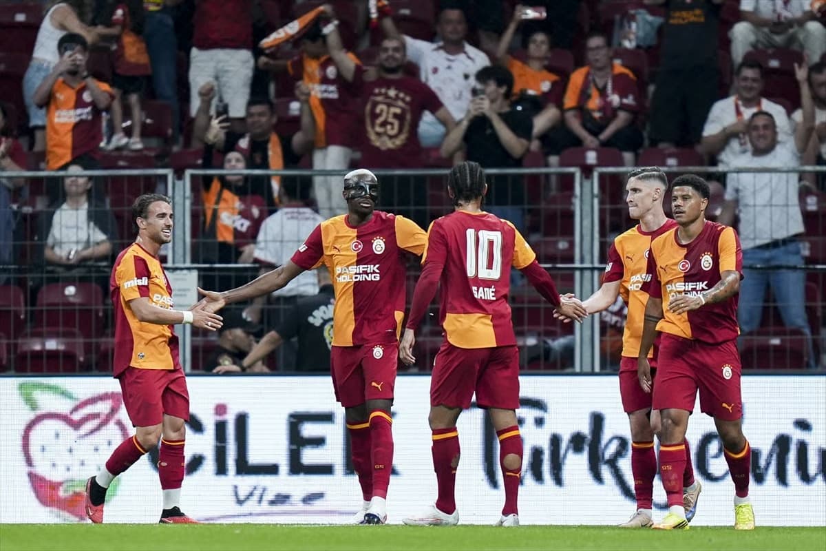 Galatasaray yönetiminden transfer sinyali geldi