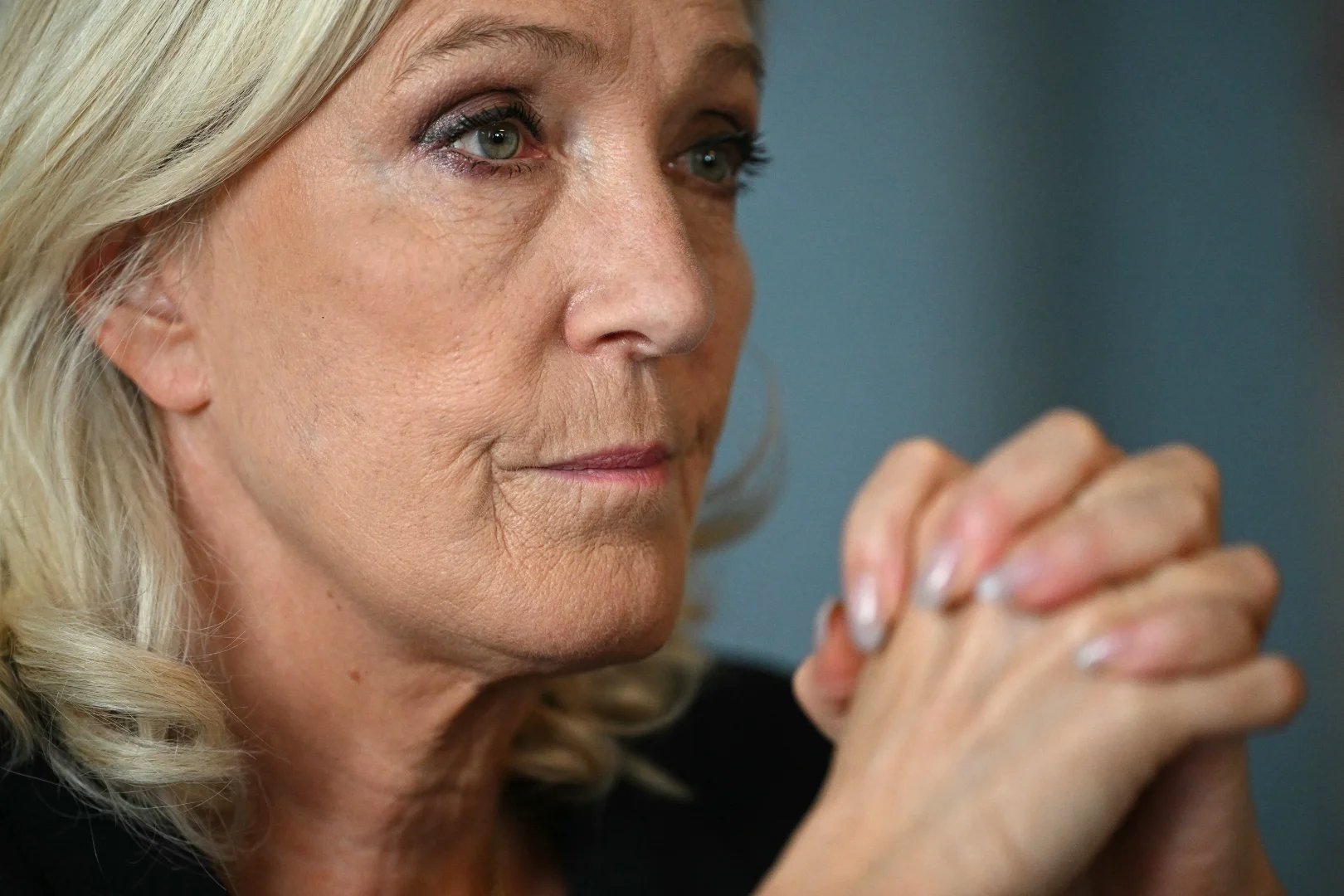 Le Pen Promises EU 'Trial of Strength' If Elected