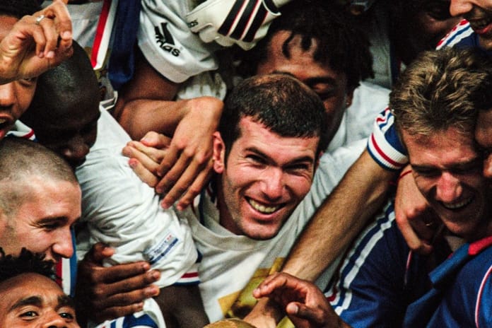 1998 Dünya Kupası forması açık artırmaya çıkıyor