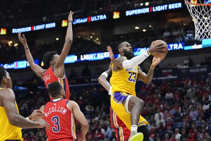 Lakers, Pelicans’ı rahat geçti