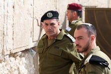 İsrail Genelkurmay Başkanı Suriye'ye saldırı planını onayladı