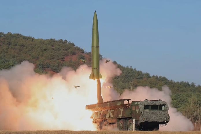 Kuzey Kore Rusya'ya yüzlerce balistik füze gönderiyor