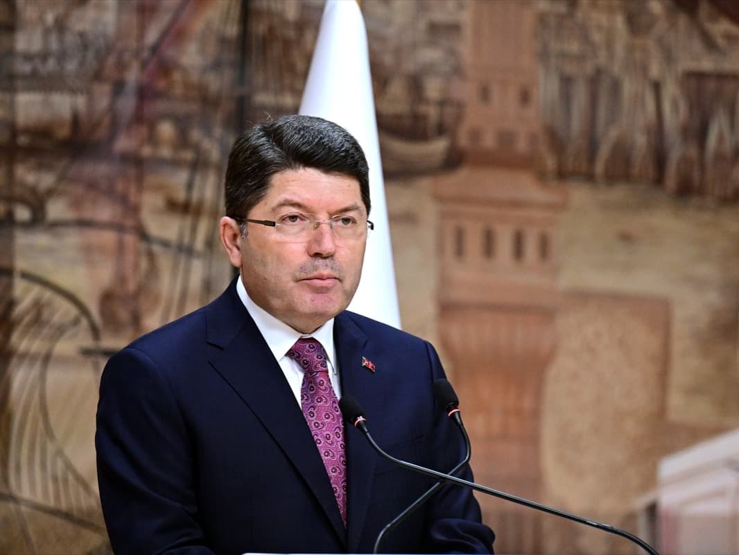 İBB soruşturması siyasi değil adli