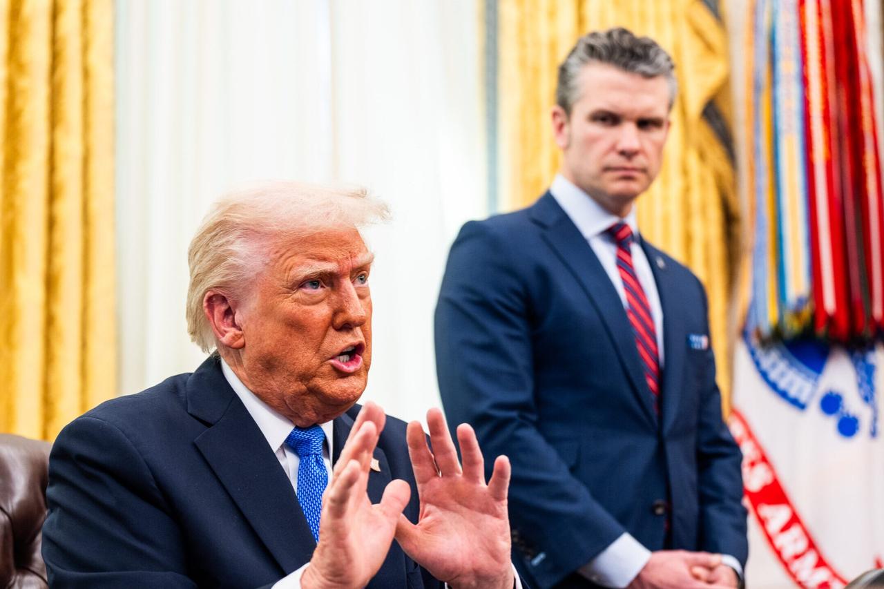 Trump, bütçeyi aşan ve geciken Pentagon programlarını iptal edecek