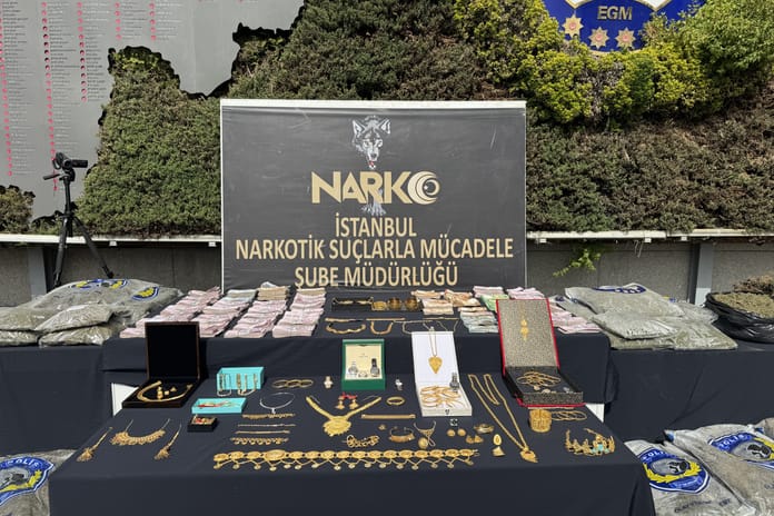 Uyuşturucu operasyonunda 801 kilogram metamfetamin ele geçirildi