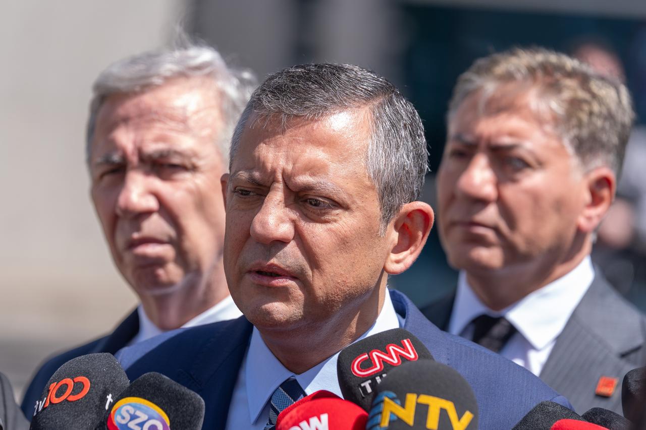 CHP’li Seçmene “Yolsuzluk”u Göstermeyen CHP’nin “İdeolojik Başarısı”