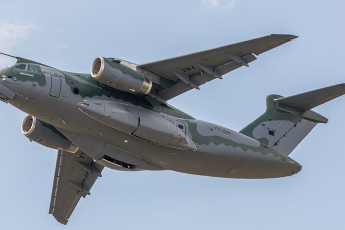 İsveç, Embraer'den dört adet C-390 satın alacak
