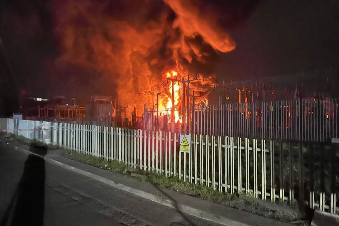 İngiltere'deki Heathrow Havalimanı kapatıldı