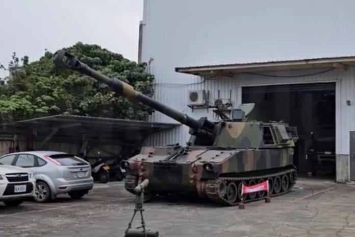 Tayvan şehirlere topçu birlikleri konuşlandırıyor