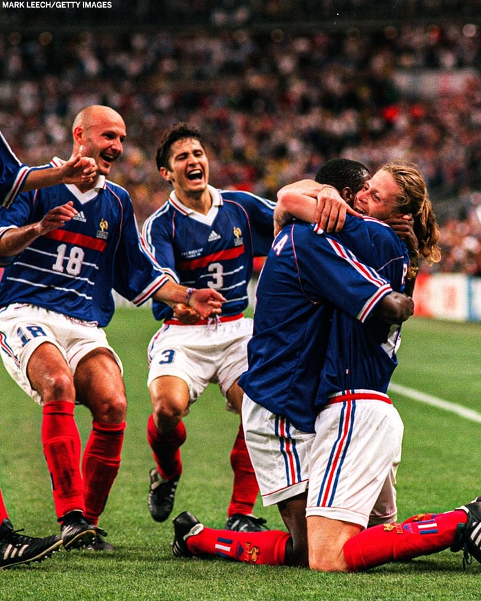 Zidane formasına 30 bin Euro'ya kadar alıcı bekleniyor