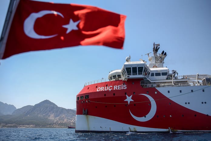 TPAO, Pakistan denizlerinde petrol ve doğal gaz arayacak