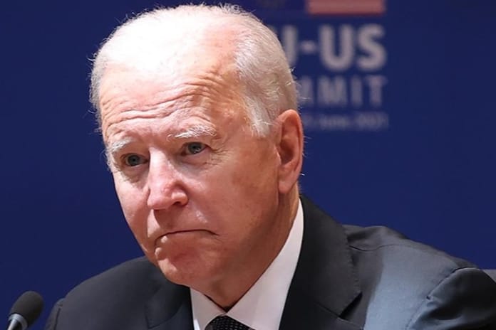 Trump Biden döneminde alınan af kararlarını tartışmaya açtı