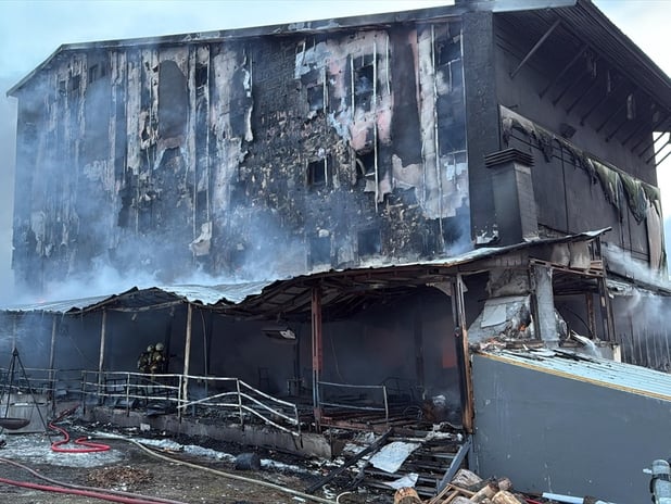 Uludağ'daki Otel Yangınında Acı Kayıp: 2 Kişi Hayatını Kaybetti