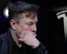 Tesla hisseleri çakıldı: Elon Musk bir günde 29 milyar dolar kaybetti