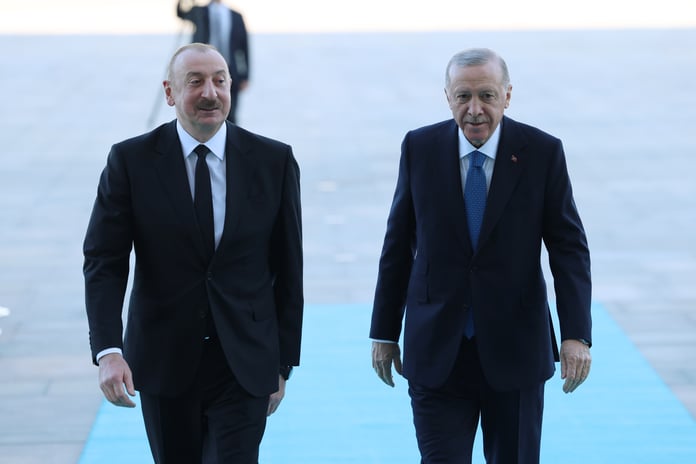 Türkiye ve Azerbaycan'dan enerjide dev adım: Iğdır-Nahçıvan Doğalgaz Boru Hattı açıldı