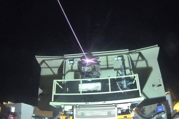 İsrail'in Demir Işın hava savunma lazer silah sistemi 2025 yılında faaliyete geçecek