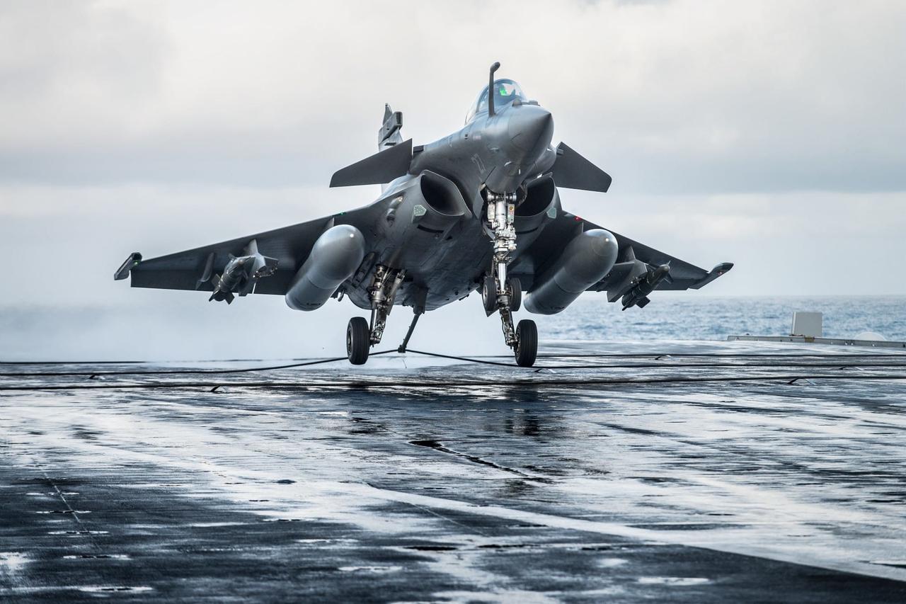 Hindistan Fransa'dan 26 adet Rafale Marine savaş uçağı alacak