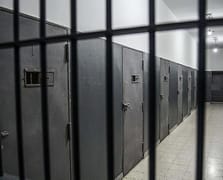 Nijerya'da film gibi firar: 12 mahkum hapisten kaçtı