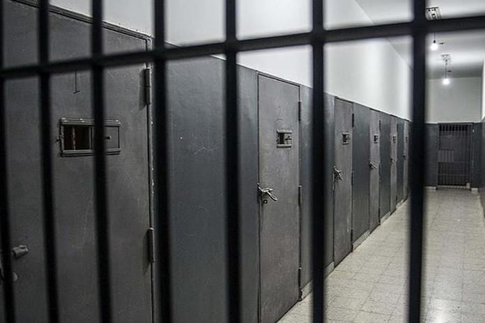 Nijerya'da film gibi firar: 12 mahkum hapisten kaçtı