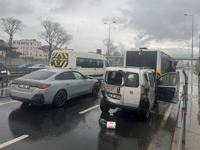 Ramazan Bayram tatilinde trafik kazaları 74 can aldı
