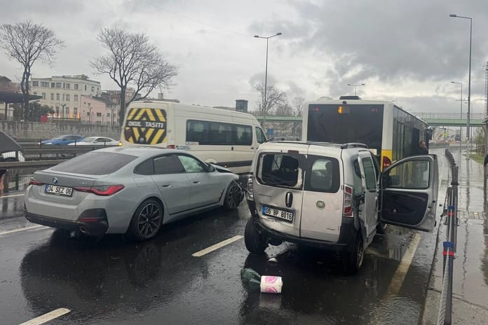 Ramazan Bayram tatilinde trafik kazaları 74 can aldı