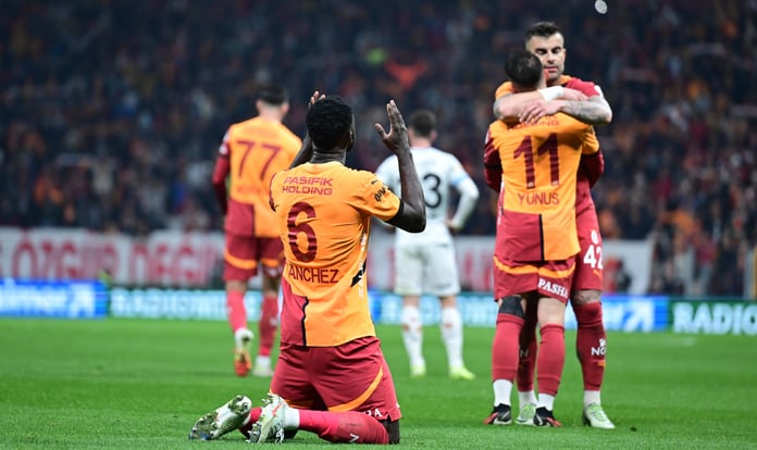 Sarı kırmızılılar Bodrum engelini de geçti