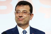 Batı İmamoğlu gözaltına alınınca yargı bağımsızlığını unuttu