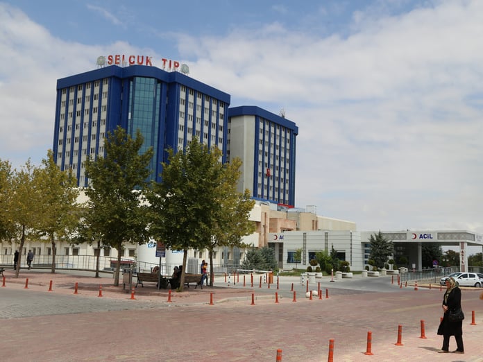 Selçuk Üniversitesi sağlık çalışanlarına yönelik soruşturma başlattı