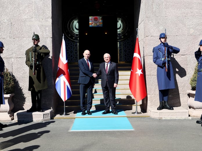 İngiltere Savunma Bakanı Türkiye'yi ziyaret etti