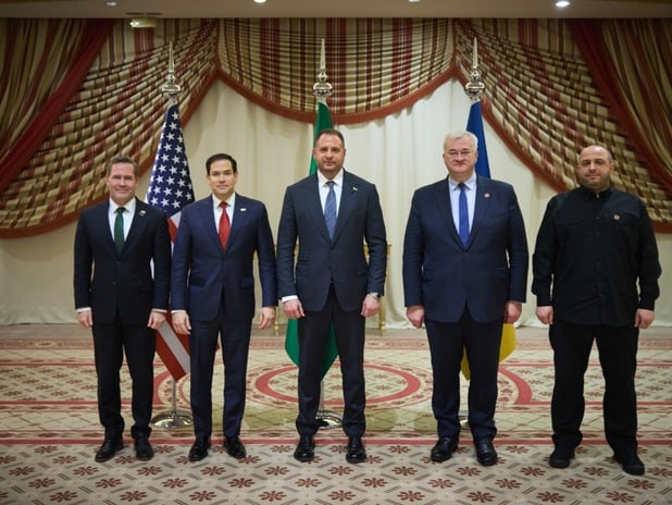 ABD Ukrayna'ya yardım ve istihbarat göndermeye devam edecek