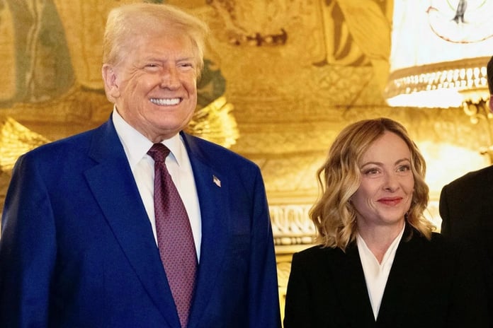 AB, tarife krizini sona erdirmek için Trump'a silah anlaşması teklifinde bulunmayı planlıyor