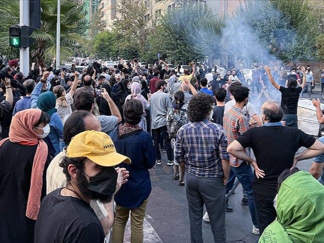 PKK İran'ın izniyle kamplar kurdu