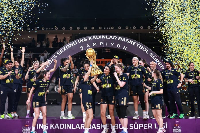 Kadınlar Basketbol Süper Ligi'nde şampiyon Fenerbahçe
