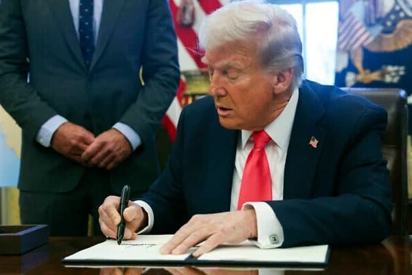 ABD'de mahkemeden Trump yönetiminin hibe iptaline dur kararı